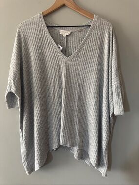 Korye | ribbed shark bite top | M